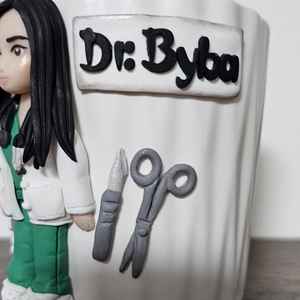 Cana personalizata cu figurina 3d medic cardiolog - casă & stil de viață - seturi de cadou - Artynos.ro