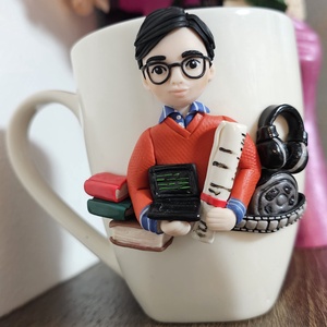 Cana personalizata hobby si meserii, Casa & Stil de viata, Seturi de cadou, Altele, Plastilina,      Surprinde pe cineva drag sau rasfata-te cu o cana deosebita, decorata manual cu figurina reali..., ARTYNOS
