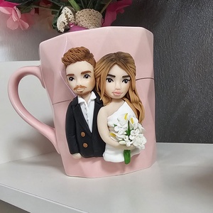 Cana personalizata cu figurine 3d cuplu mire si mireasa - Artynos.ro