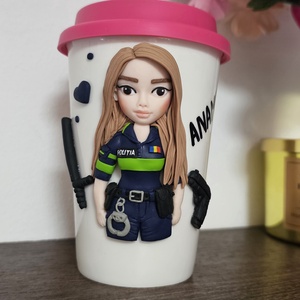 Cana personalizata cu figurina politist/politista /profesii  - casă & stil de viață - seturi de cadou - Artynos.ro