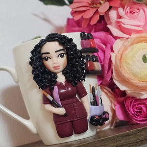 Cana decorata cu fimo nail artist/make-up artist, Casa & Stil de viata, Echipamente de bucatarie, Accesorii de servire, Cani, Plastilina, Cana personalizata, decorata manual cu lut polimeric. Modelul se personalizeaza in functie de meser..., ARTYNOS