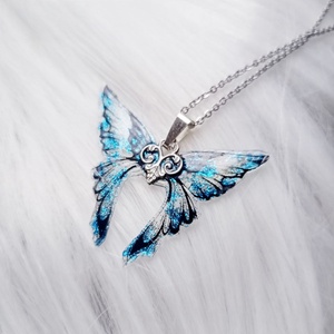 Pandantiv Blue Fairy Wings - bijuterii - coliere - coliere cu pandantive - Artynos.ro