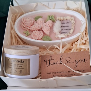 Susur de multumire, Casa & Stil de viata, Lumanari, parfumuri, arome, Ceara parfumata, Lumanare si fabricarea lumanarilor, Pachet compus din lumanare cu citronela,lumanare în recipient de ceramică,cu mesaj,cutie împachetar..., ARTYNOS