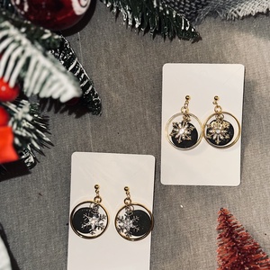 Cercei Iarna Snowflake Grace, Bijuterii, Cercei, Cercei cu figurine, Confectionarea bijuteriilor, Lucrare cu argila, ARTYNOS