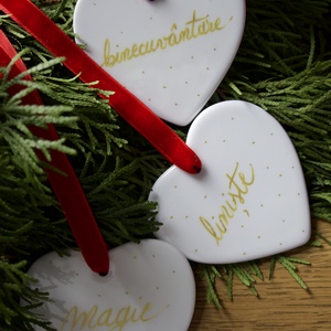 Ornament brad din ceramica, cu mesaj caligrafic  - Artynos.ro