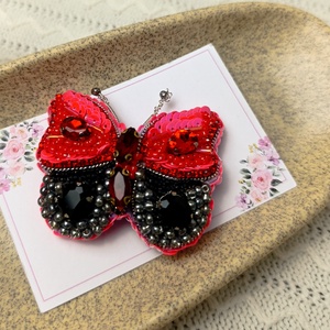 Broșă fluture  - bijuterii - mărțișor - Artynos.ro