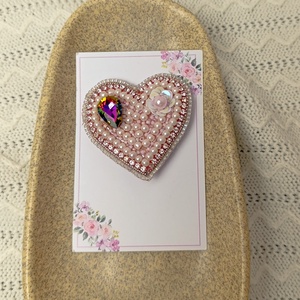 Broșă inimă  - bijuterii - mărțișor - Artynos.ro