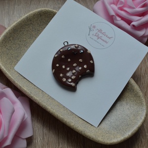 Breloc și Worry Stone Biscuit Adorabil � Aliatul tău cu aromă de optimism - genți și portofele - accesorii genți - breloc - Artynos.ro