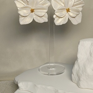 Cercei Floare de cires - accesorii nuntă - bijuterii mireasă - cercei mireasă - Artynos.ro