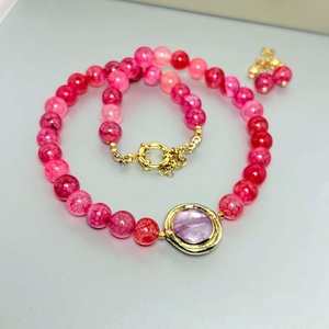 Colier din agate fucsia si cuart roz - bijuterii - coliere - coliere din pietre semiprețioase - Artynos.ro