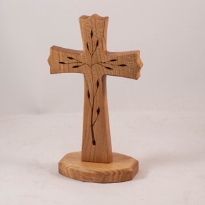 Cruce de lemn pe piedestal cu model, cruce de masa, , , ARTYNOS