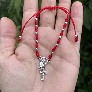 Ékszer karkötő piros fonott makramé rózsafüzér - casă & stil de viață - obiecte religioase și de devoțiune - rozariu, cununi - Artynos.ro