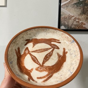 Cele Trei Iepuri Mistic � bol decorativ din ceramică -  - Artynos.ro