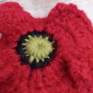 Brosa mac supradimensionat / Martisor  - Artynos.ro