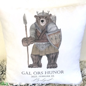 Ursulet de plus Viking pentru botez, perna suvenir cadou de nastere a ursuletului cu detalii unice, pentru botez, decor  - Artynos.ro