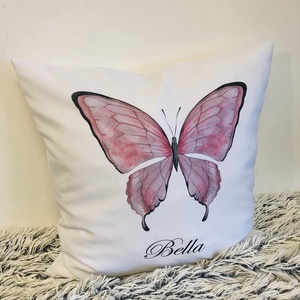 Pernă cadou cu nume grafic fluture, pernă decorativă fluture cu nume, pernă ursuleț de pluș cu nume, decor cameră bebelu - casă & stil de viață - textile de casă - perne - Artynos.ro