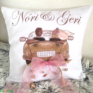 Pernă unică pentru cadou de nuntă cu nume și dată, pernă pentru cadou de nuntă cu transfer de bani, cadou de nuntă - casă & stil de viață - textile de casă - perne - Artynos.ro