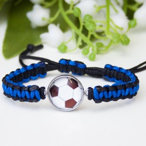 Brățară macramé împletită pentru copii - Fotbal albastru/negru -  - Artynos.ro