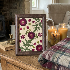 Tablou Botanic Minimalist � Compozitie cu Trandafiri Visinii si Feriga Presata, Rama Lemn 16x21 cm, Casa & Stil de viata, Decoratiuni de casa, Accesorii florale, Buchete de flori, Aranjament de flori, ARTYNOS