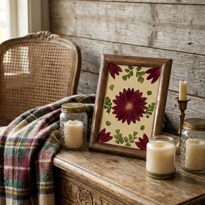 Tablou Botanic Minimalist � Flori Presate Bordeaux si Feriga, Rama  16x21 cm, Casa & Stil de viata, Decoratiuni de casa, Accesorii florale, Buchete de flori, Aranjament de flori, ARTYNOS