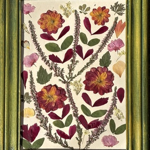 Tablou Handmade cu Flori Presate  în Ramă de Lemn Recondiționat - casă & stil de viață - decorațiuni de casă - accesorii florale - buchete de flori - Artynos.ro