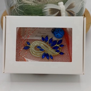 Martisor stil elegant  decorativ model frunza � accente albastre,, Bijuterii, Martisor, Altele, ARTYNOS