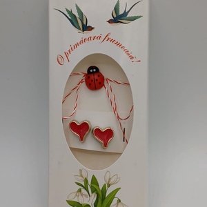 Butoni de cămașă 1 pereche ,tip mărțișor � inimioare rosii cu buburuză,care se poarta tot anul - bijuterii - mărțișor - Artynos.ro