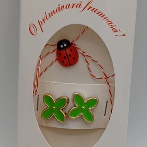 Butoni de camasa 1 pereche, tip martisor � floare verde deschis cu buburuza,se poarta tot anul ,la haine, Bijuterii, Martisor, Altele, Aranjament de flori, ARTYNOS