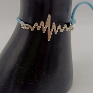 Brățară metalică cu simbol puls � design modern - bijuterii - brățări - brățări împletite - Artynos.ro