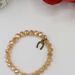 Brățară elegantă din pietre fațetate, în nuanțe calde de bej-auriu - bijuterii - brățări - brățări din perle - Artynos.ro