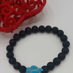  Mărgelele negre: piatră vulcanică (lavă naturală.Pandantivul broască țestoasă: piatră reconstituită / compozit mineral - bijuterii - brățări - brățări din pietre semiprețioase - Artynos.ro