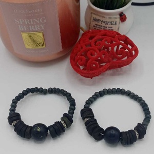 Brățari masculine,realizate manual pe fir de sârmă metalică,cu margele plate de lava vulcanica. - bijuterii - brățări - brățări din pietre semiprețioase - Artynos.ro