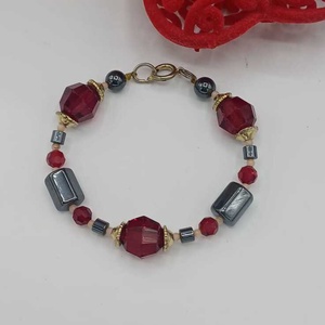 Bratara realizata manual, compusa aur suflat 14K, din margele fatetate de sticla si  hematit., Bijuterii, Bratari, Bratari din aur, Confectionarea bijuteriilor, ARTYNOS