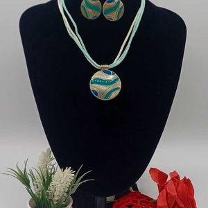 Set de bijuterii, colier si cercei asortati., Bijuterii, Coliere, Pandative, Confectionarea bijuteriilor, ARTYNOS