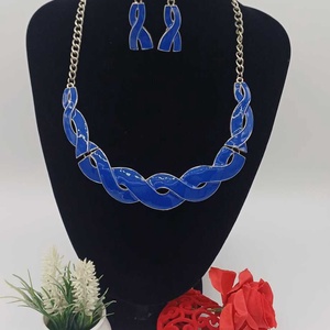 Set de bijuterii modern si contemporan., Bijuterii, Coliere, Coliere cu pandative, Confectionarea bijuteriilor, ARTYNOS