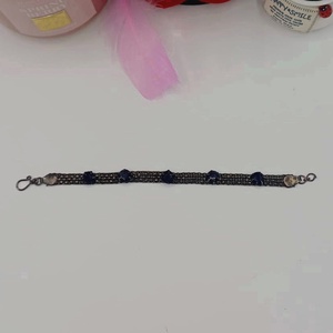 Brățară delicată realizată din lanț metalic cu aspect vintage, în nuanțe negru închis - bijuterii - brățări - brățări împletite - Artynos.ro