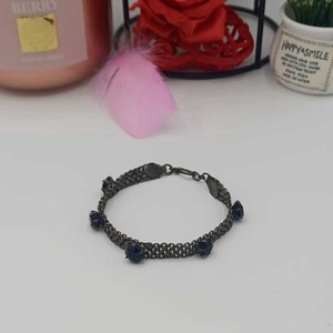 Brățară delicată realizată din lanț metalic cu aspect vintage, în nuanțe negru închis - bijuterii - brățări - brățări împletite - Artynos.ro