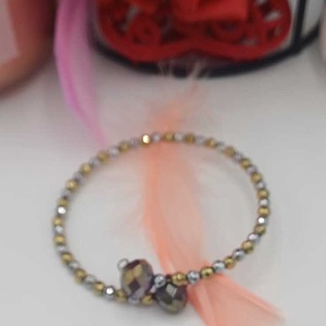 Bratara fina si delicata, realizata din margele fatetate in nuante calde de auriu si argintiu, Bijuterii, Bratari, Bratari din margele, Confectionarea bijuteriilor, ARTYNOS