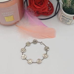 Brățară integral metalică, realizată din aliaj argintiu cu aspect ușor antic/vintage - bijuterii - brățări - brățări din pietre semiprețioase - Artynos.ro