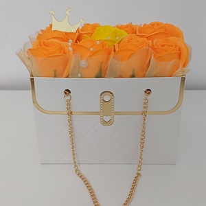 Gentuța cu trandafiri din sapun - accessorii și unelte - mărgea, componente de bijuterii - alte piese - Artynos.ro