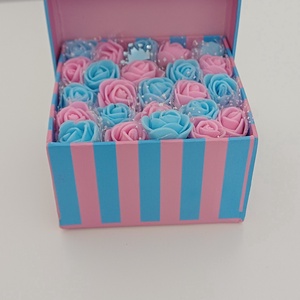 Cutie cu trandafiri din sapun. - casă & stil de viață - decorațiuni de casă - accesorii florale - buchete de flori - Artynos.ro