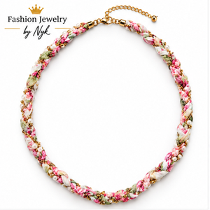 Colier cu material floral si lant . - Artynos.ro