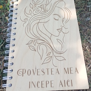 Agendă A5 din lemn Povestea mea începe aici � copertă reutilizabilă, 80 foi dictando - casă & stil de viață - produse de papetărie - caiete și jurnale - Artynos.ro