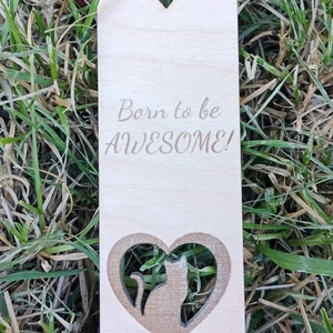 Semn de Carte din Lemn cu Pisica si Inima � Born to Be Awesome, Cadou Motivational pentru Iubitori de Carti si Pisici - Artynos.ro
