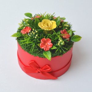 Cutii cu trandafiri, buchet de flori din ceramica, trandafir - Artynos.ro