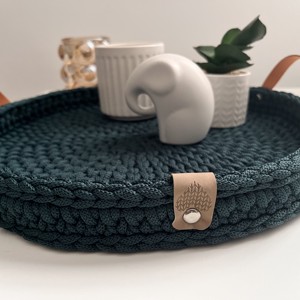 Tava ornament croșetat - casă & stil de viață - accesorii pentru echipamente de bucătărie - accesorii de servire - tăvi, tăvi de servire - Artynos.ro