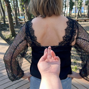 Bolero strălucitor, lucrat manual � o piesă unică! - îmbrăcăminte și modă - haine damă - bolero - Artynos.ro