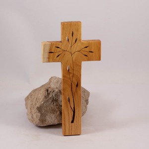 Cruce din lemn modelată, cruce de perete -  - Artynos.ro