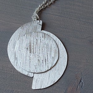 Colier cu lună crescentă -  - Artynos.ro