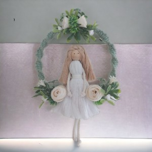 Fată în rochie albă decor de perete -  - Artynos.ro
